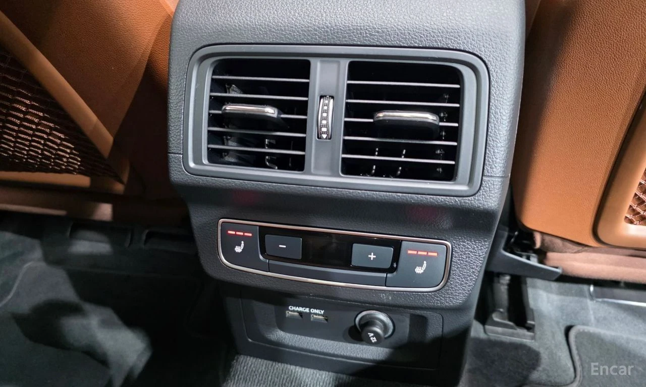 Audi Q5 45TFSI* MATRIX* S* LINE* ПАНОРАМА* LANE* ASSIST* , снимка 15 - Автомобили и джипове - 55009051