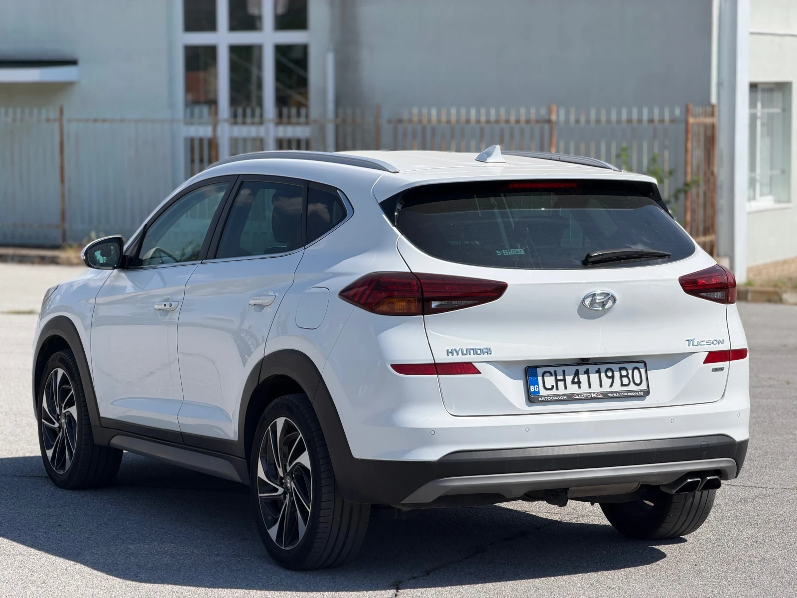 Hyundai Tucson 1.6CRDI-136кс= АВТОМАТ= 4Х4= 360= FACE= DISTRONIC, снимка 4 - Автомобили и джипове - 55064719