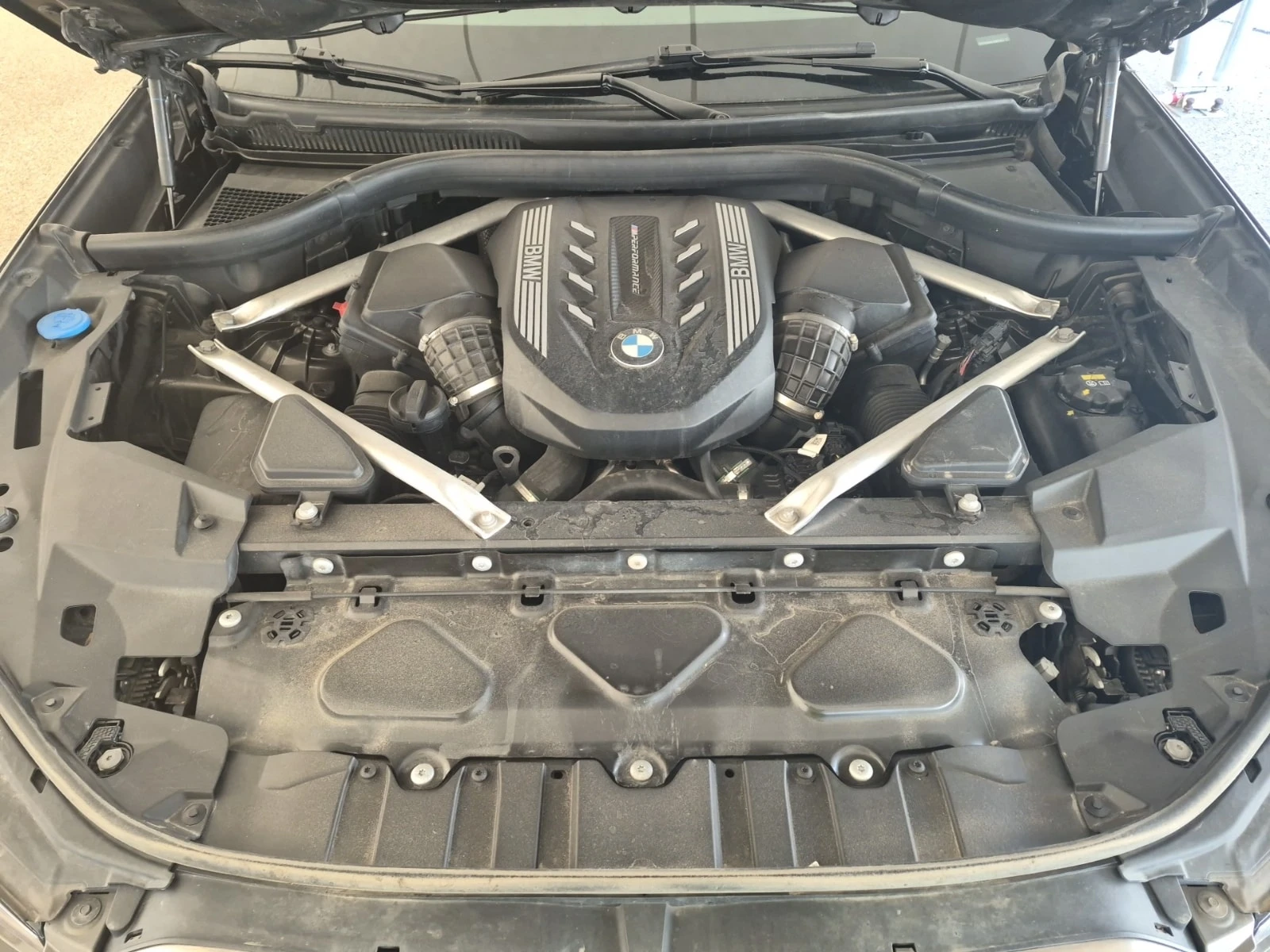 BMW X6 * M50I * CARFAX * Един собственик * Без инциденти , снимка 15 - Автомобили и джипове - 56089905