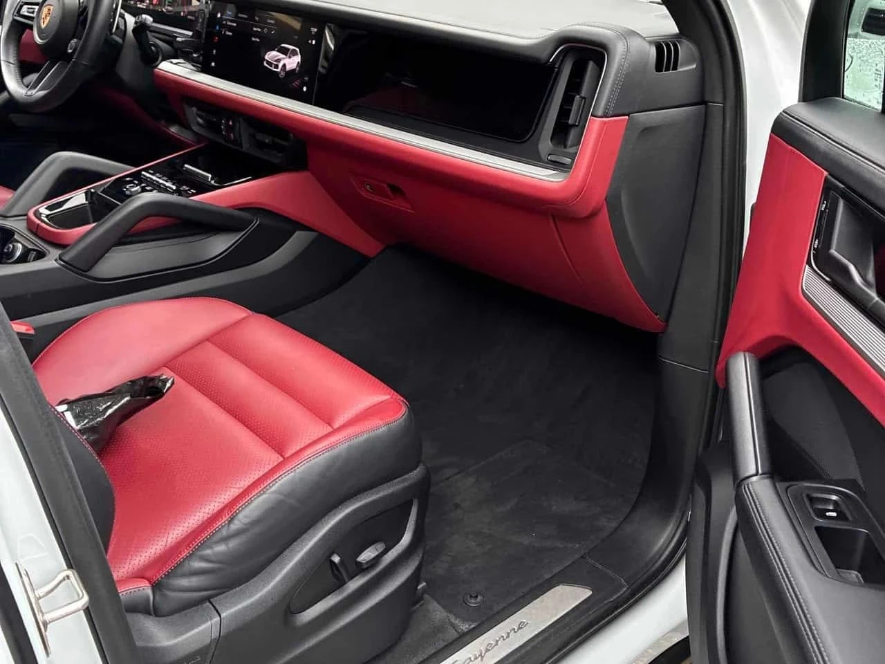 Porsche Cayenne, снимка 15 - Автомобили и джипове - 56685363