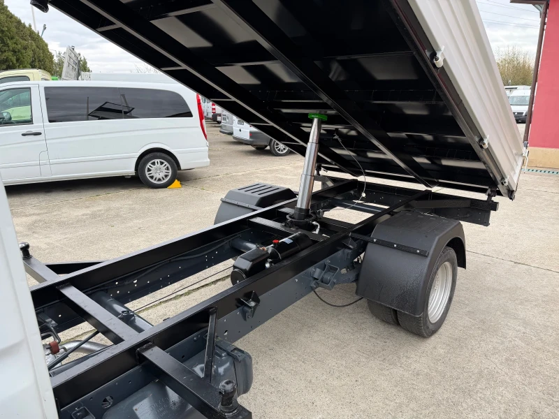 Iveco Daily 3.0HPI* 35C18* Климатик* Тристранен самосвал* 3.80, снимка 9 - Бусове и автобуси - 53562239