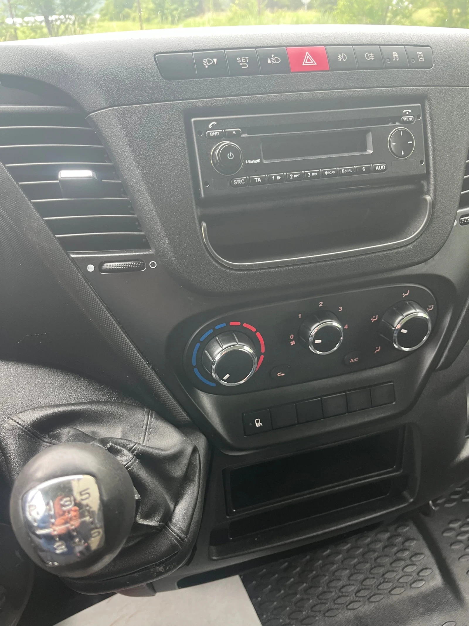 Iveco Daily 35S17, снимка 9 - Бусове и автобуси - 54800053