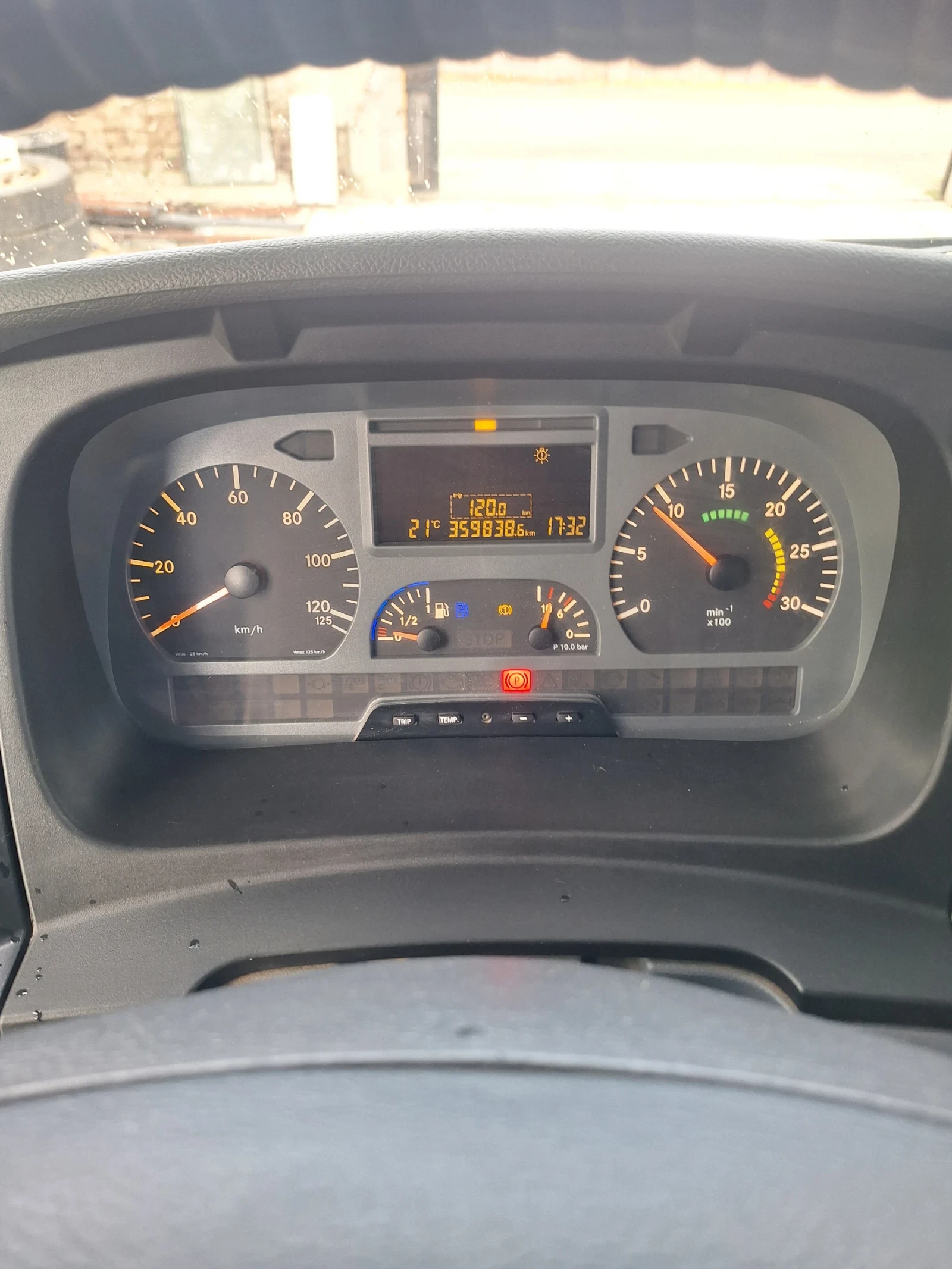 Mercedes-Benz 1018 Самосвал , снимка 7 - Камиони - 54622536