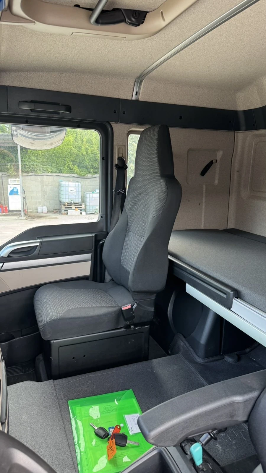 Man Tgs 19.400 НОВ!, снимка 8 - Камиони - 55093733