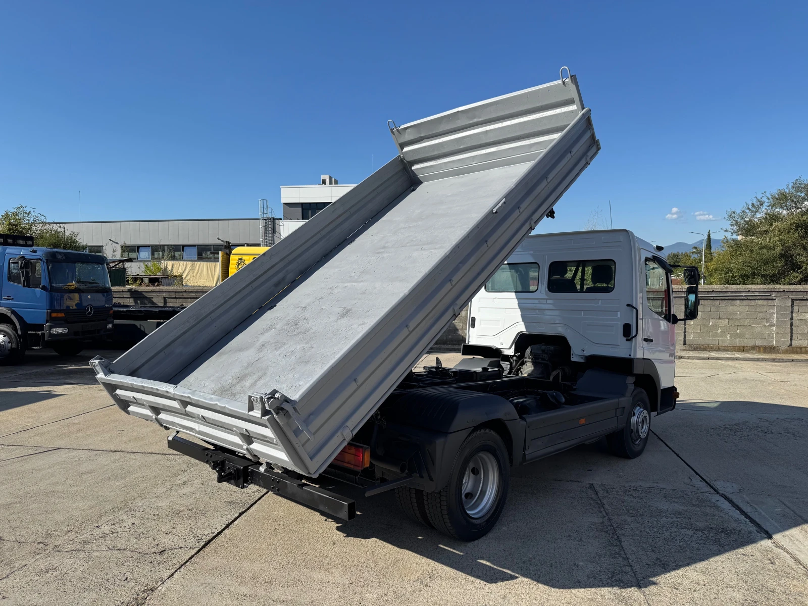 Mercedes-Benz Atego 815 , тристранен самосвал , кош:4м, снимка 4 - Камиони - 56092059