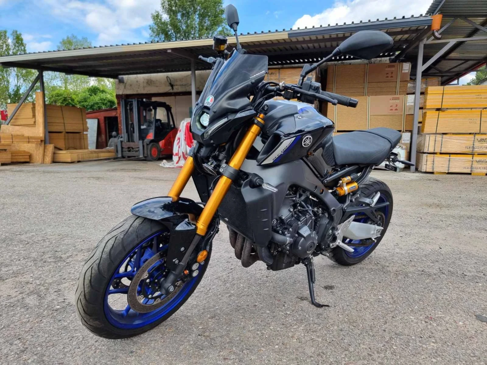 Yamaha Mt-09 SP - изображение 2