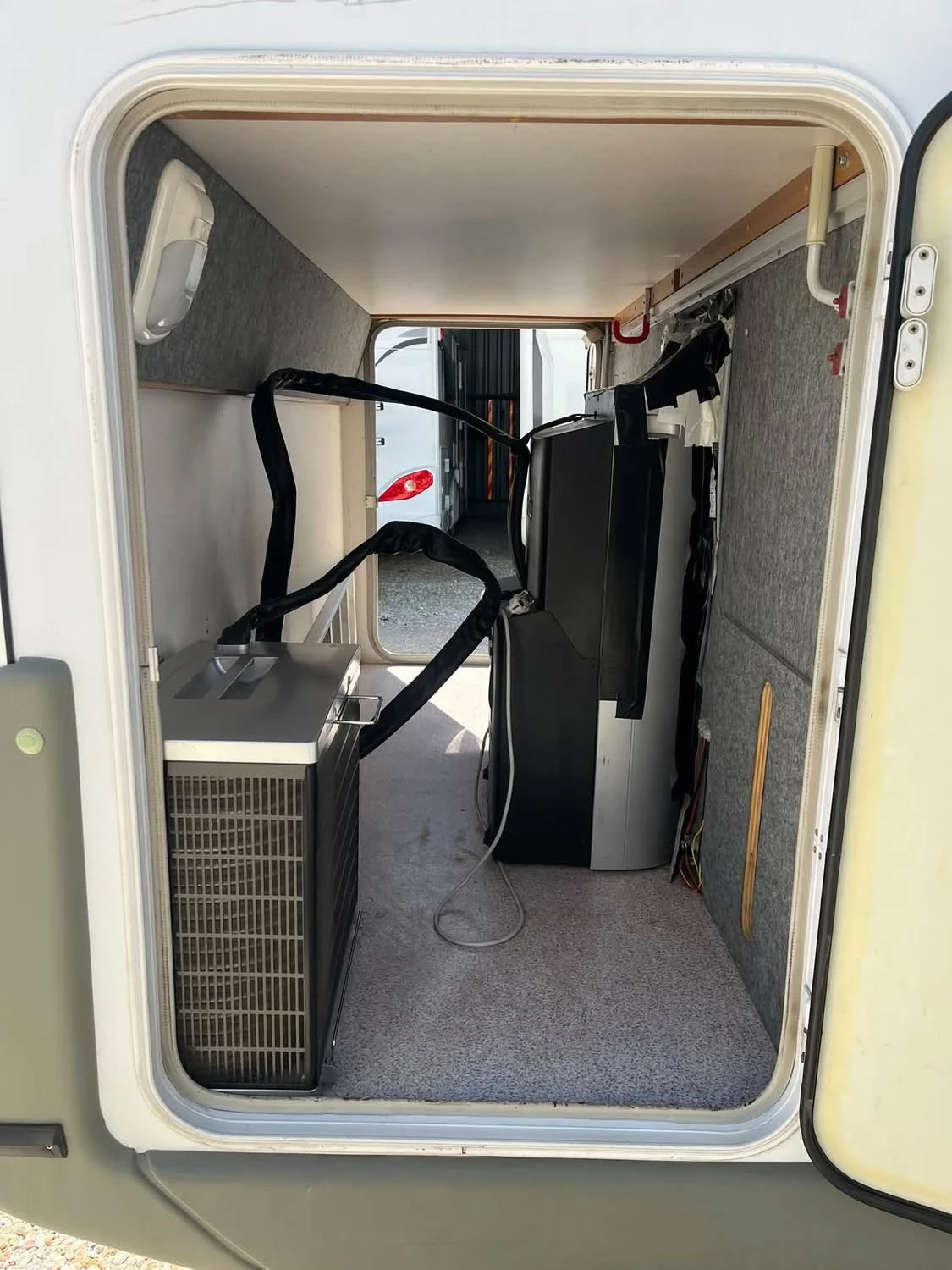 ������ Knaus Travel - liner | Mobile.bg � ����������� 16