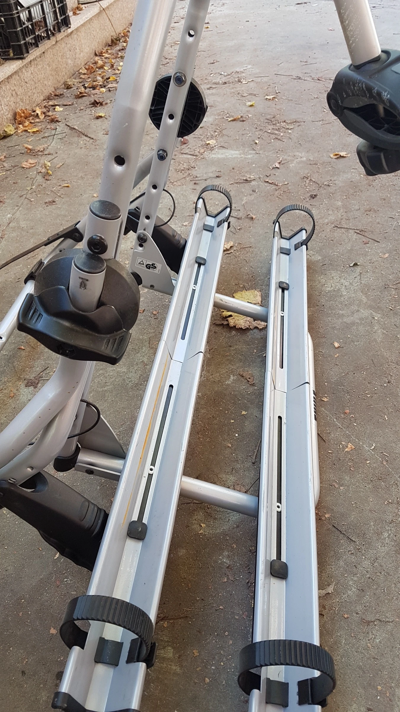 �������� �� ��������� Thule | Mobile.bg � ����������� 6