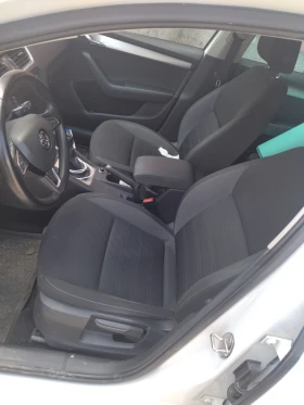 Skoda Octavia 1.6 ТДИ Шкода Октавия 3, снимка 8