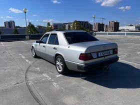 Mercedes-Benz 124 250D, снимка 1