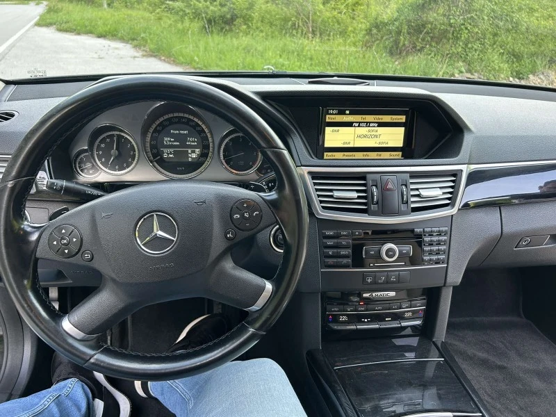 Mercedes-Benz E 350, снимка 1 - Автомобили и джипове - 47131537