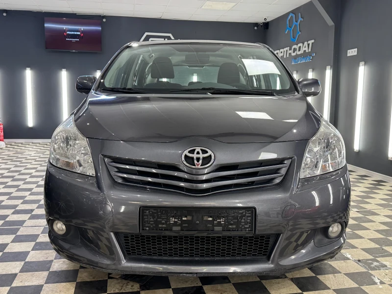 Toyota Verso 2.0D4D EURO5 NAVI , снимка 1 - Автомобили и джипове - 48679501