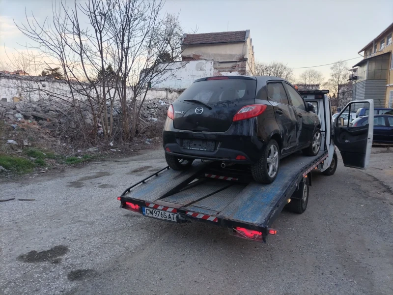 Mazda 2, снимка 1 - Автомобили и джипове - 49419092