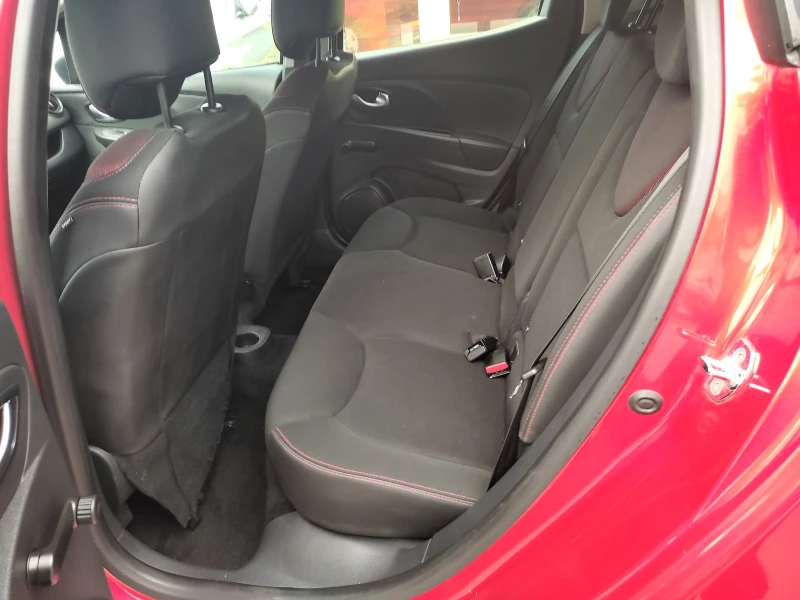 Renault Clio 1.2i, снимка 9 - Автомобили и джипове - 51354719
