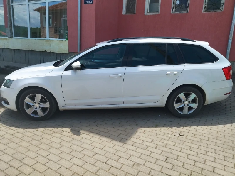 Skoda Octavia 1.6 ТДИ Шкода Октавия 3, снимка 2 - Автомобили и джипове - 50817769