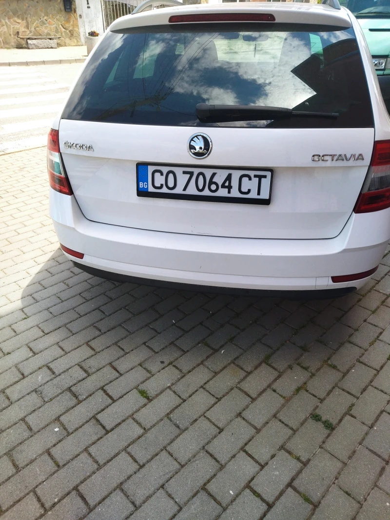Skoda Octavia 1.6 ТДИ Шкода Октавия 3, снимка 6 - Автомобили и джипове - 50817769