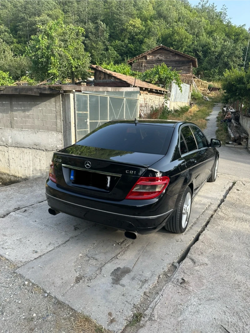 Mercedes-Benz C 220, снимка 7 - Автомобили и джипове - 52408907