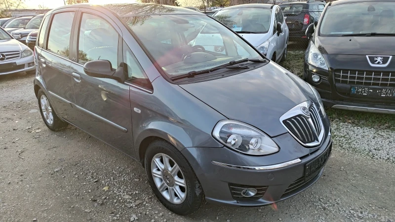 Lancia Musa 1.4i автоматик, снимка 3 - Автомобили и джипове - 52629287