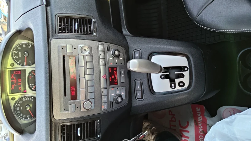 Lancia Musa 1.4i автоматик, снимка 12 - Автомобили и джипове - 52629287