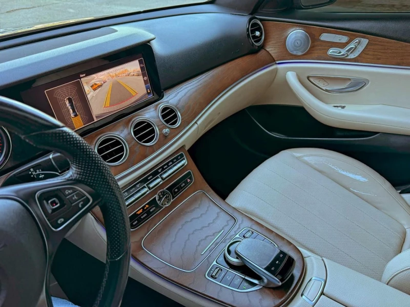 Mercedes-Benz E 300, снимка 12 - Автомобили и джипове - 52728174