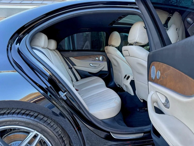 Mercedes-Benz E 300, снимка 6 - Автомобили и джипове - 52728174