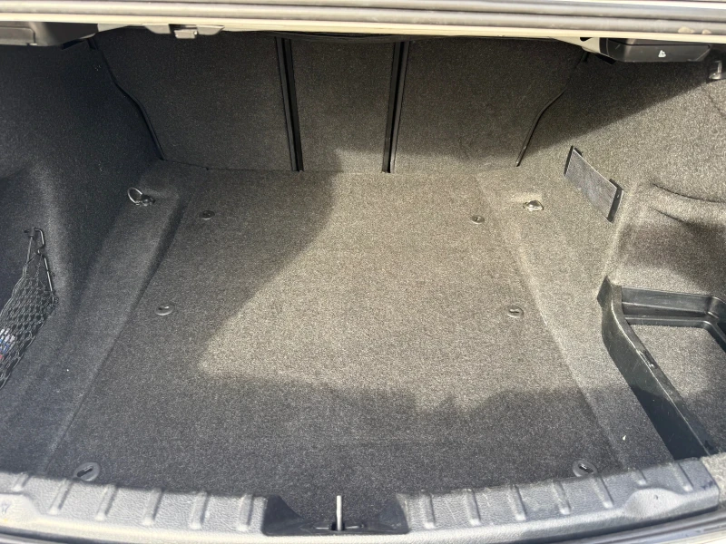 BMW 330, снимка 14 - Автомобили и джипове - 52805450