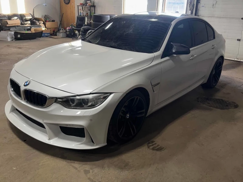 BMW M3 * 4dr Sdn * CARFAX * БЕЗ ПЪРВОНАЧАЛНА ВНОСКА, снимка 2 - Автомобили и джипове - 53146586