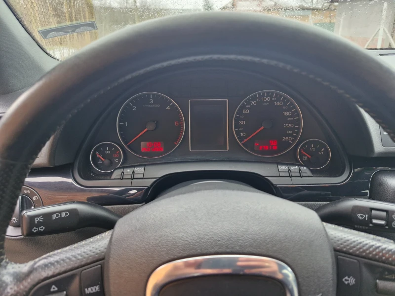 Audi A4, снимка 10 - Автомобили и джипове - 53223613