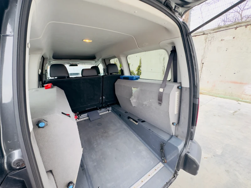 VW Caddy 1.4 TGI Метан-Специален Автомобил, снимка 12 - Автомобили и джипове - 53295089