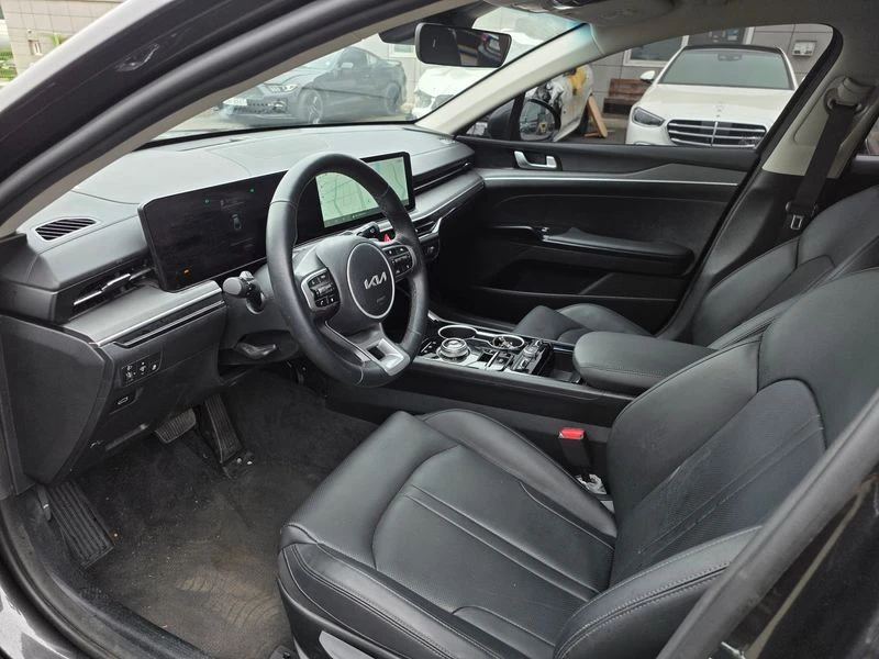 Kia K5 2.0 ФАБРИЧНА ГАЗ / CARFAX, снимка 7 - Автомобили и джипове - 55743398