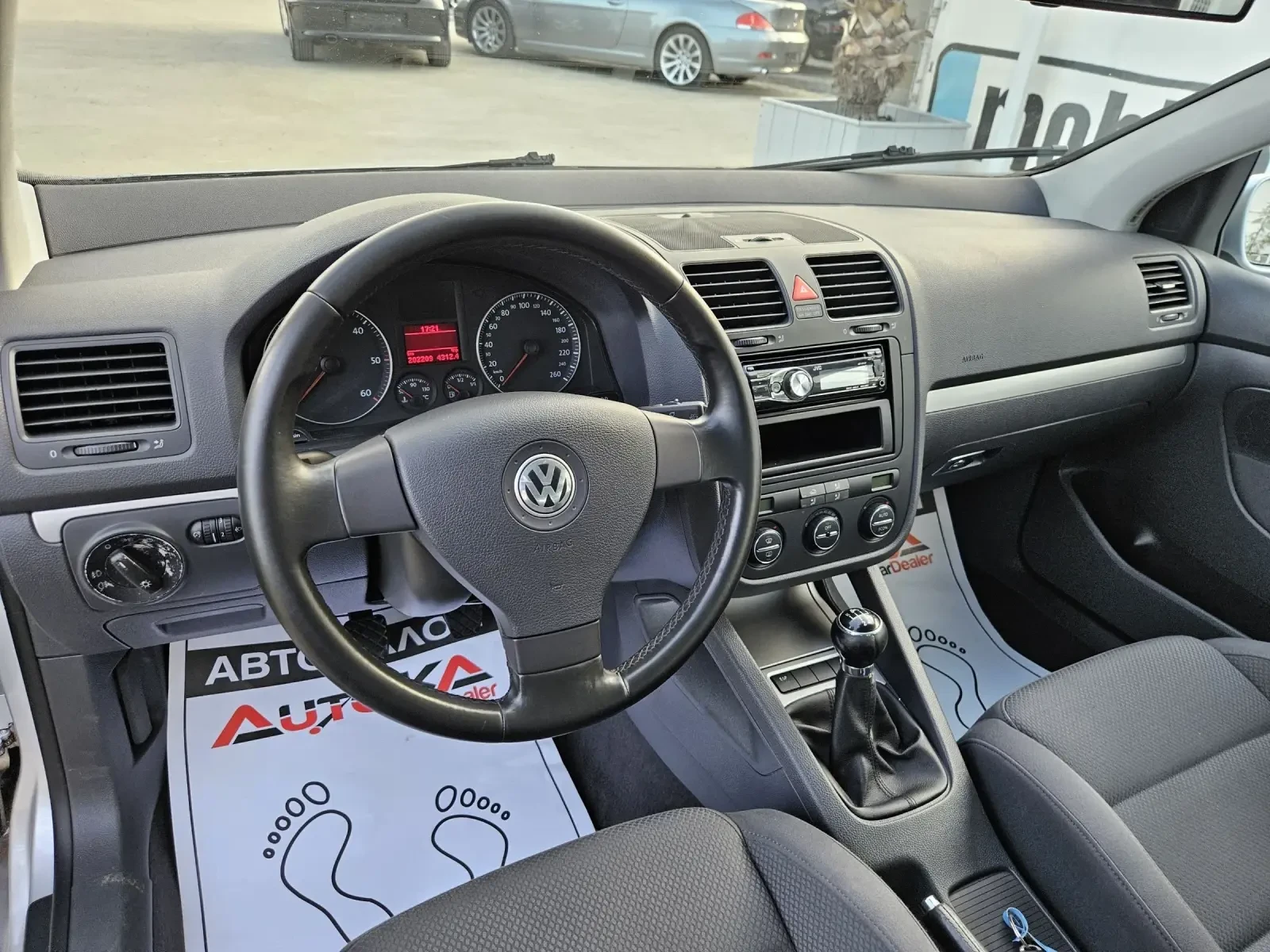 VW Golf 1.9TDI-105kc= КЛИМАТРОНИК - изображение 8