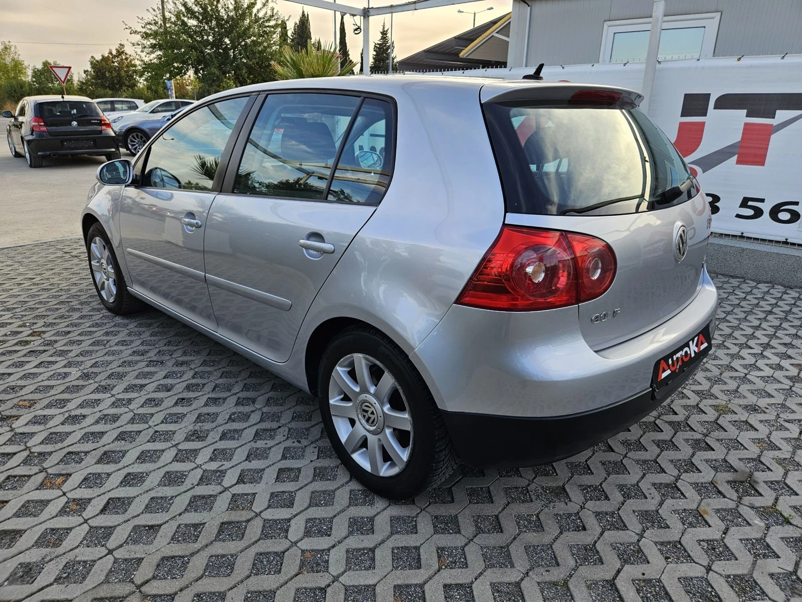 VW Golf 1.9TDI-105kc= КЛИМАТРОНИК - изображение 5