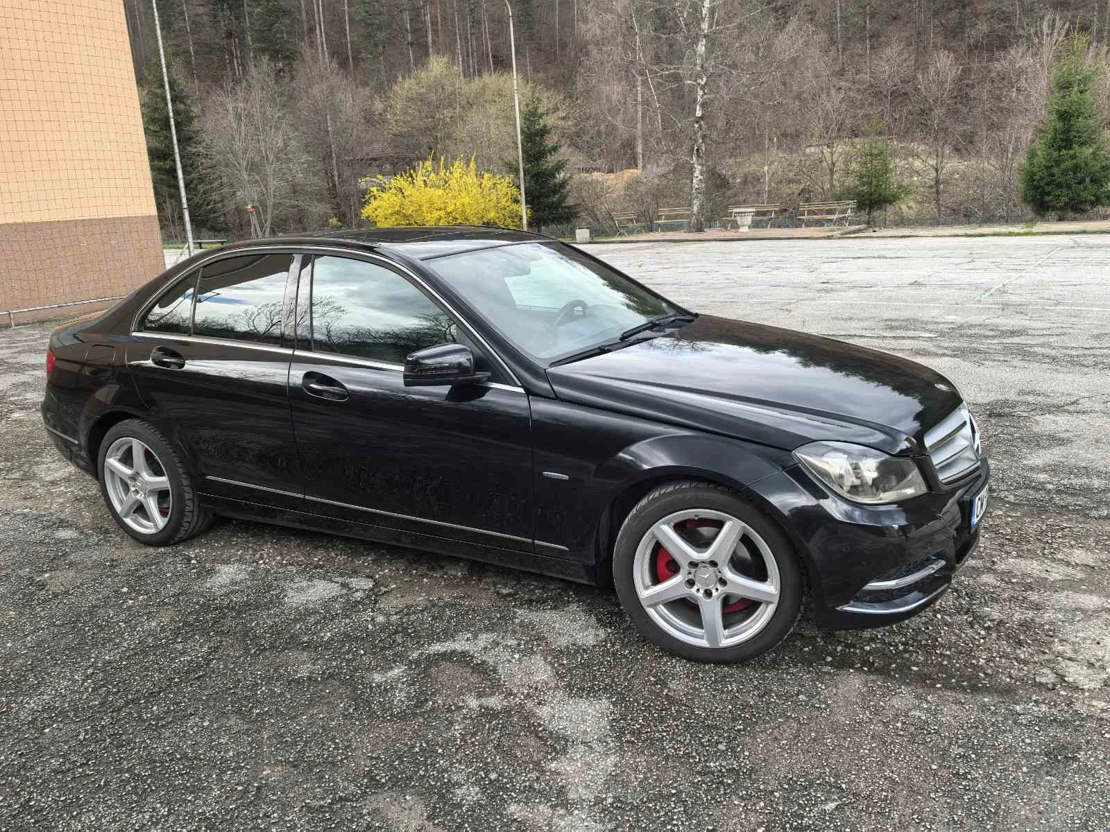 Mercedes-Benz C 180  - изображение 8
