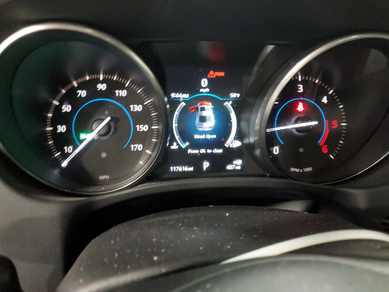 Jaguar XE 20d Premium AWD - изображение 9
