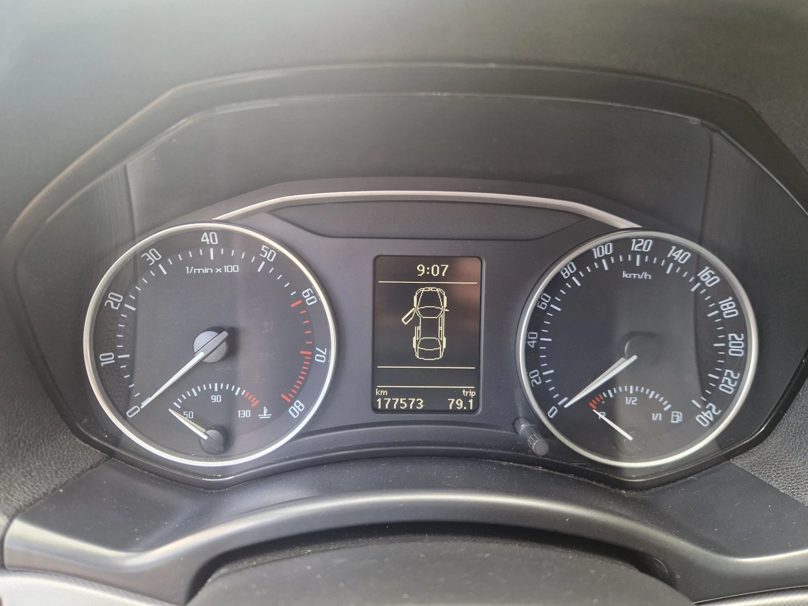 Skoda Octavia 1.8i Fecelift - изображение 9