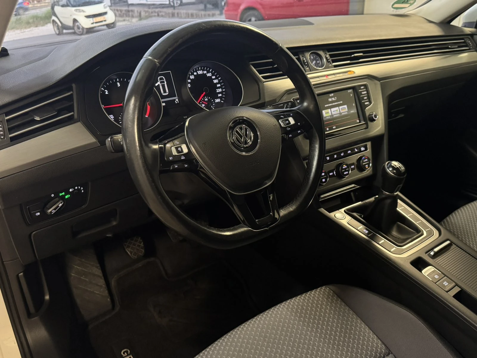 VW Passat 2.0 TDI  - изображение 8