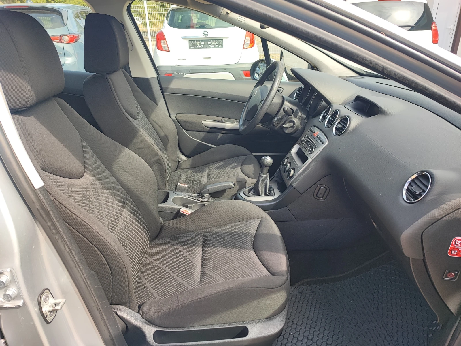 Peugeot 308 1.6HDI/92к.с | Mobile.bg — изображение 13