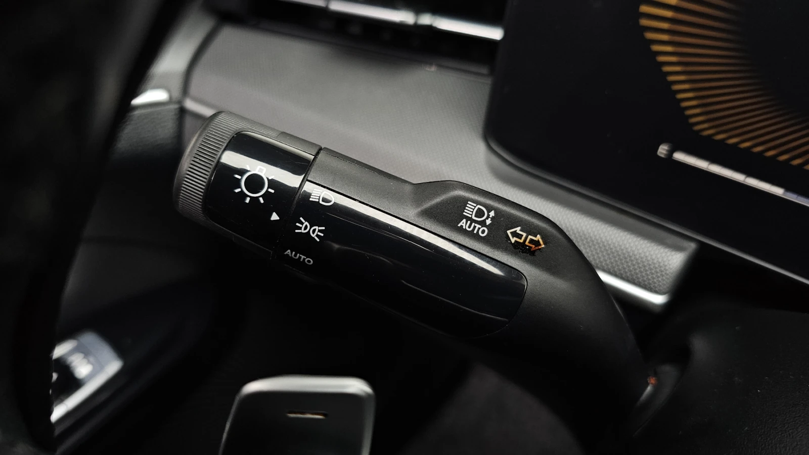 Kia K5 2.0LPI TRENDY | Mobile.bg   17