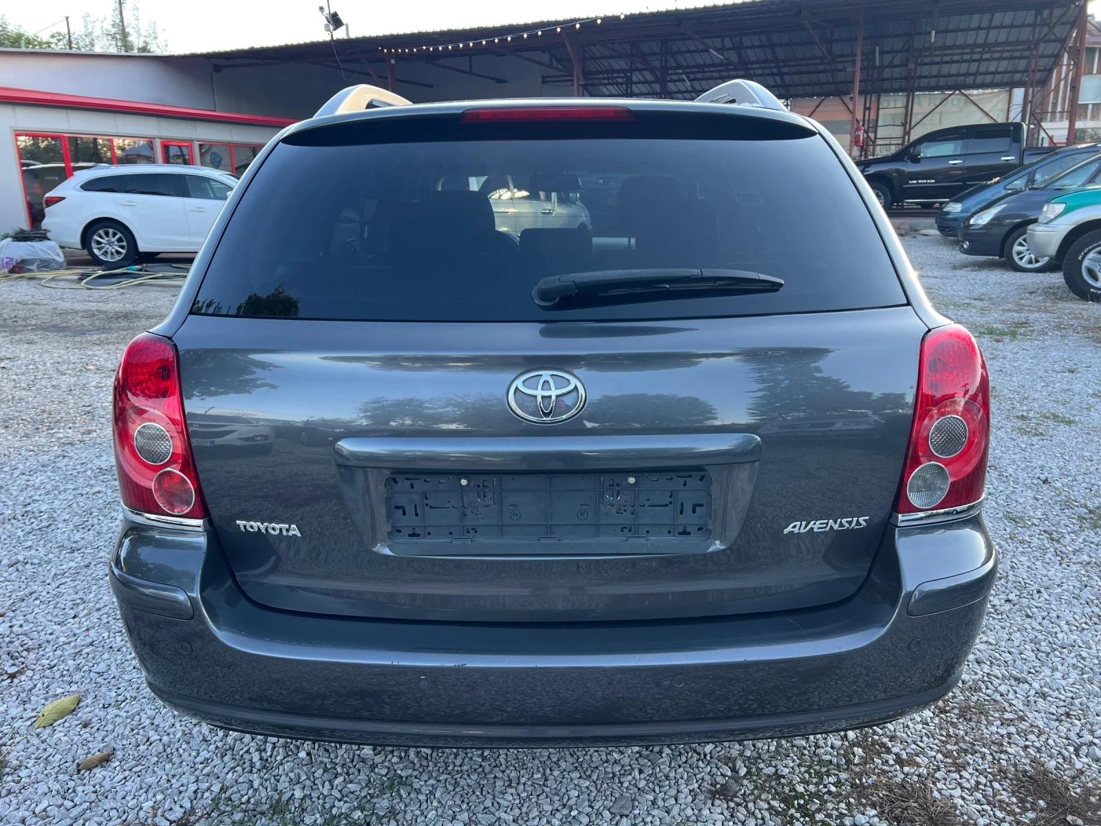Toyota Avensis 2.0* НАВИ* АВТОМАТИК* ШВЕЙЦАРИЯ*  - изображение 6
