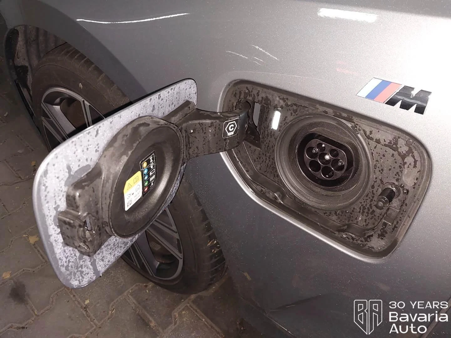 BMW 330 e Touring M Sport Paket Sportautomatic | Mobile.bg   13