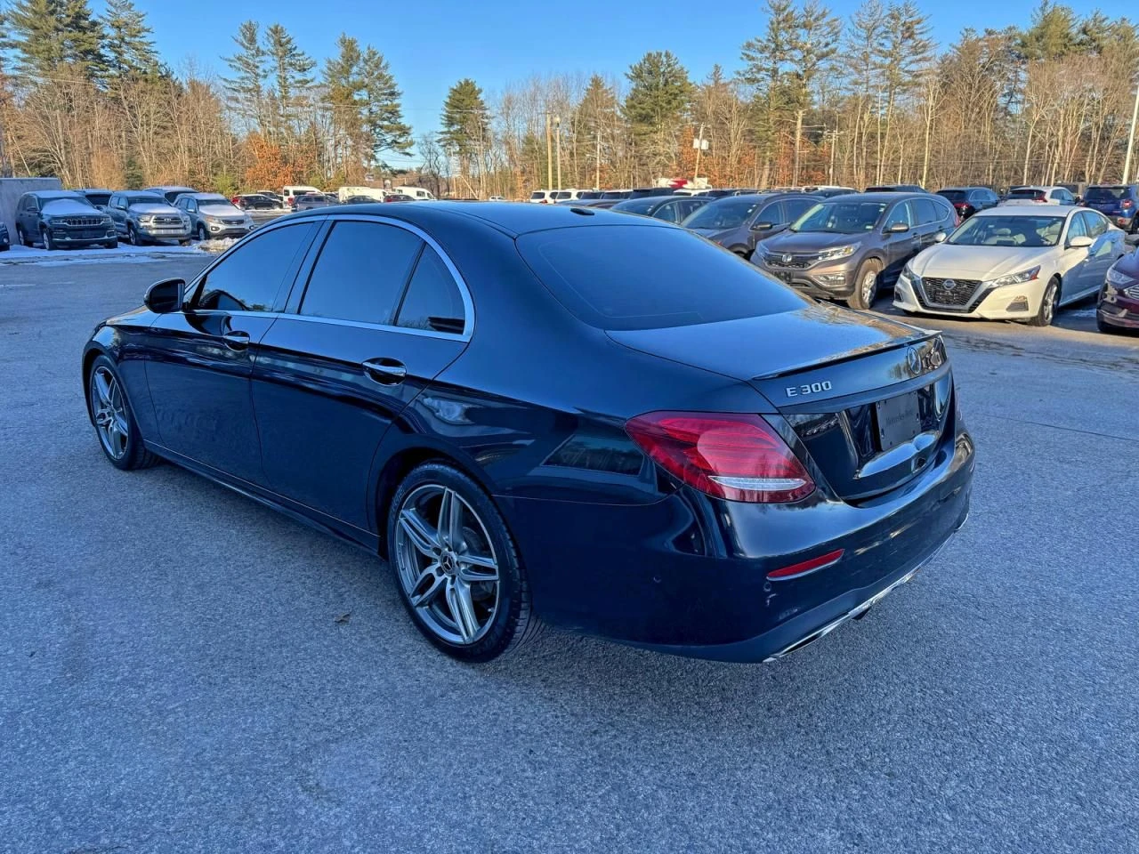 Mercedes-Benz E 300  - изображение 3