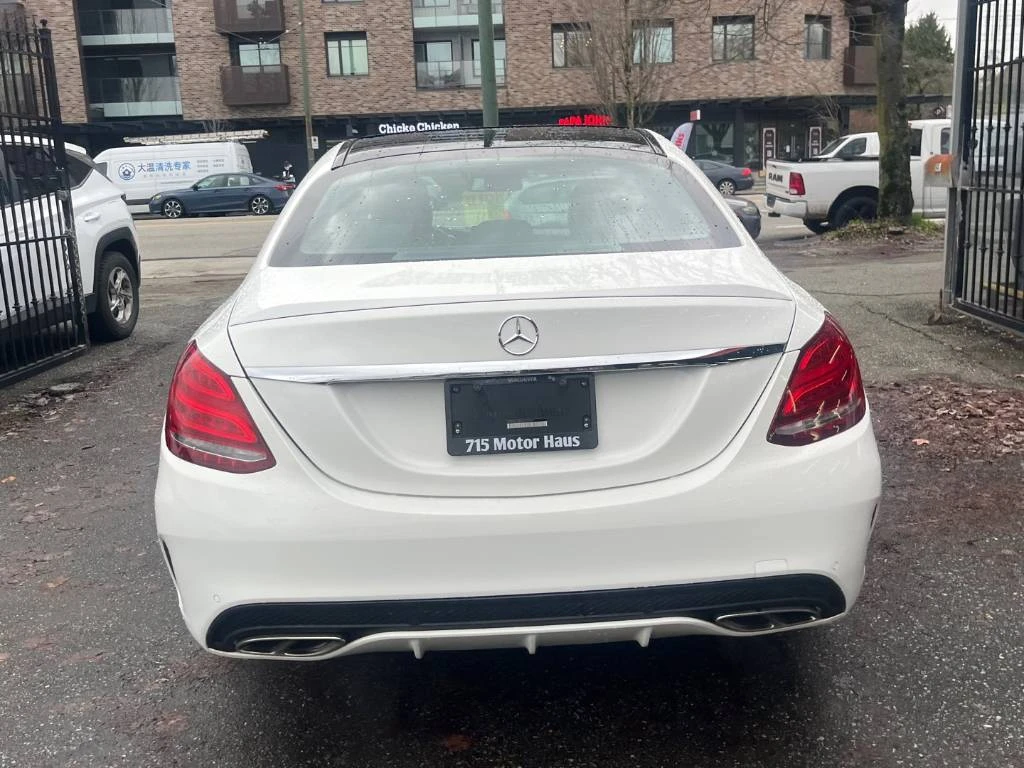 Mercedes-Benz C 400 HEADUP* DISTRONIC PLUS* BURMASTER* ВЪЗДУХ - изображение 5