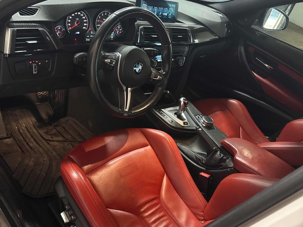 BMW M3 * 4dr Sdn * CARFAX * БЕЗ ПЪРВОНАЧАЛНА ВНОСКА - изображение 5