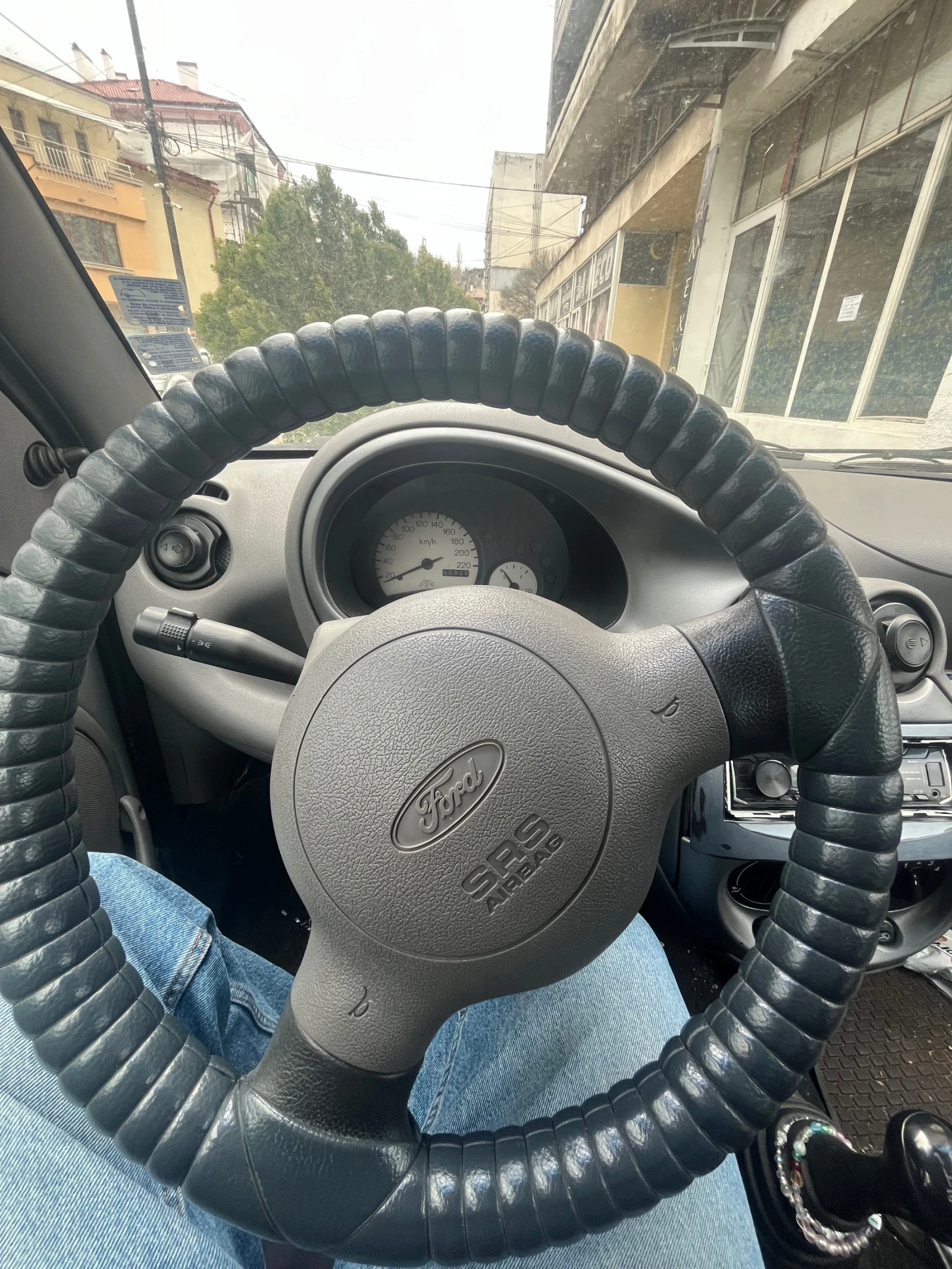 Ford Ka, снимка 10 - Автомобили и джипове - 53925981