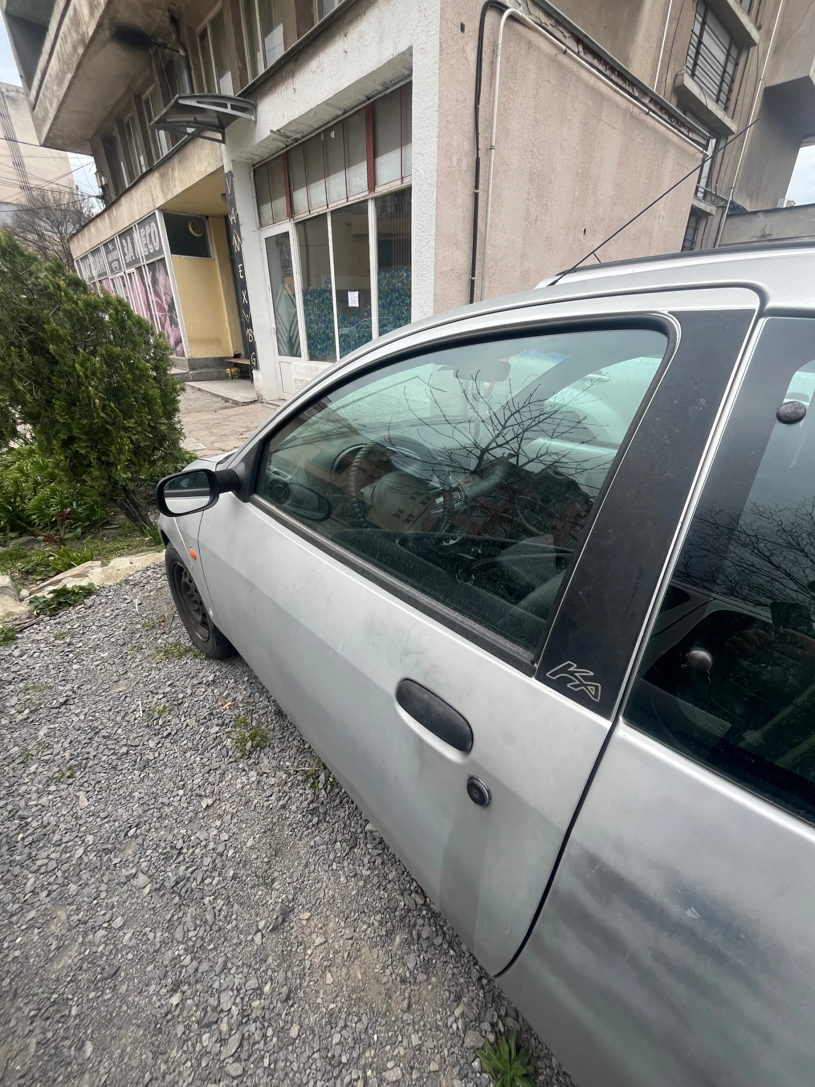 Ford Ka, снимка 7 - Автомобили и джипове - 53925981