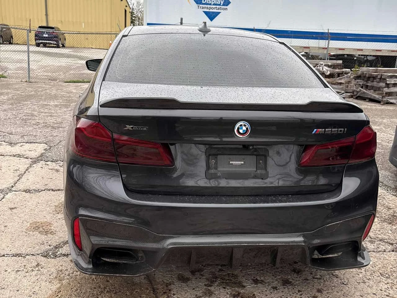 BMW 550 xDrive/ШИБИДАХ/360/ОБДУХВАНЕ/ГУМИ+ ДЖАНТИ , снимка 5 - Автомобили и джипове - 54371556