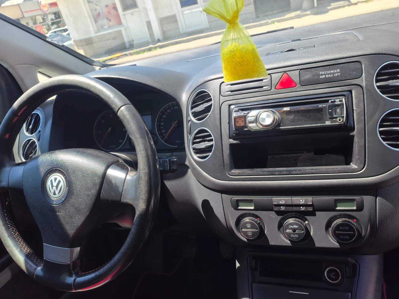 VW Golf Plus 1.9tdi, снимка 9 - Автомобили и джипове - 54543315