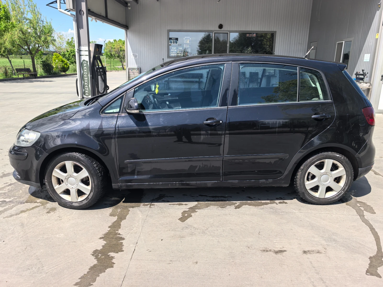 VW Golf Plus 1.9tdi, снимка 5 - Автомобили и джипове - 54543315