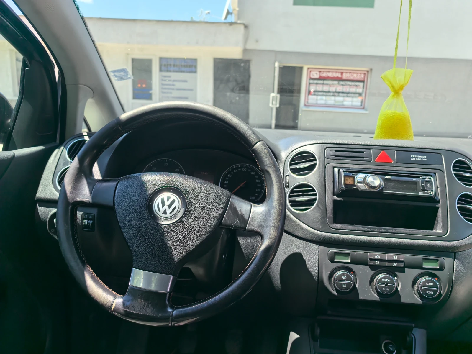 VW Golf Plus 1.9tdi, снимка 7 - Автомобили и джипове - 54543315