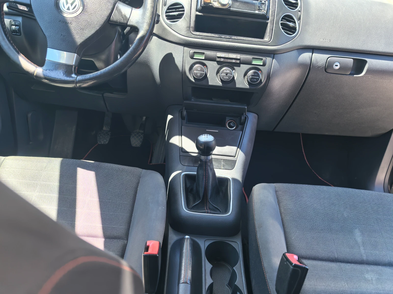 VW Golf Plus 1.9tdi, снимка 6 - Автомобили и джипове - 54543315